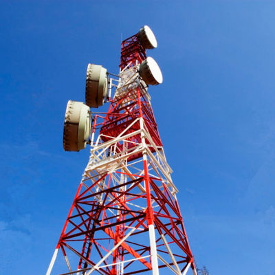Mobiele WiFi-netwerk 4G 5G GSM Radiosignaal 4 Leg Angle Steel Telecom Tower Telecommunicatie