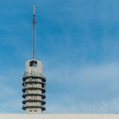 Dak 3-benige buisvormige stalen toren