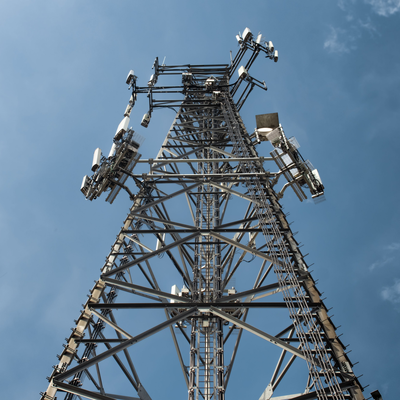 36M 48M 64Meter Snelle Erectie 3-potige Hoek Stalen Toren Voor Noodhulp Noodcommunicatie