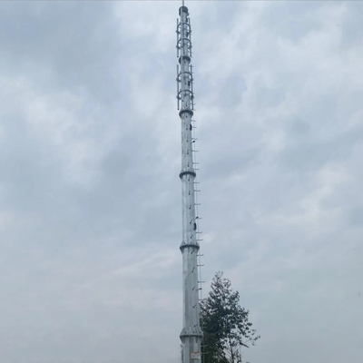 28 36 38 Meter Intern Kabel Routing Monopole Toren voor voetgangersoversteek 5G dekking
