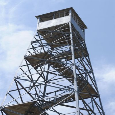 Voorgefabriceerde anti-roest brandweerstation Training Tower Watch Tower gegalvaniseerde stalen buisstructuur