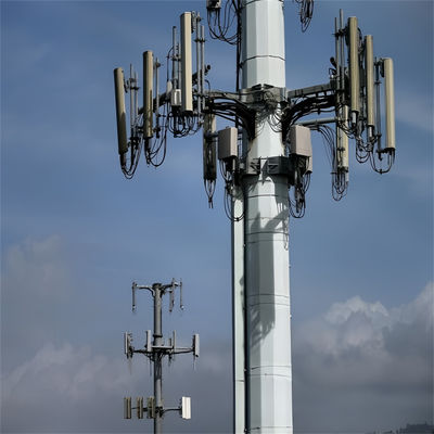 20 Meter 25 30 Meter Antenne Telecom Steel Monopole Tower Q345B / A572 Materiaal