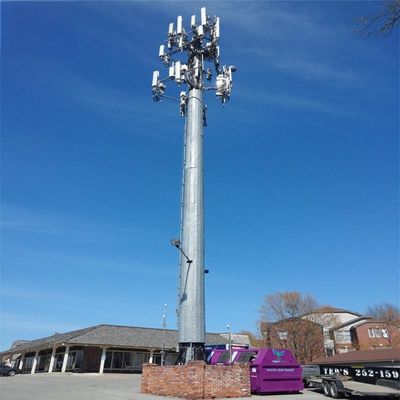 Telecommunicatie Masten toren Mobiele telefoon signaal toren Cellulaire telefoon signaal Stalen structuren toren