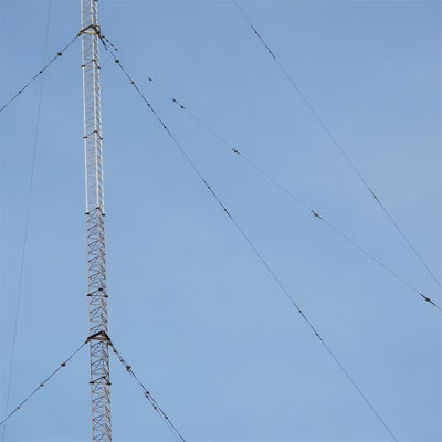 100 Meter Q345 Q235 Q420 Staalstructuur Gekleurde pool Toren Antenne Hoek Gitter Communicatiepool Masten Telecommunicatietoren
