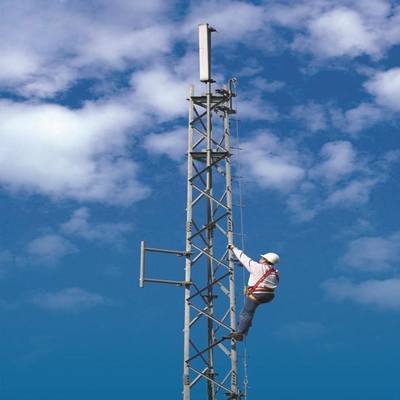 Mastenpylon Hoekig ijzer 3 benen Telecommunicatie Hoekig stalen toren 20 30 40 45 50 55 60 M