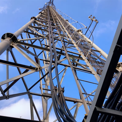 Lichte 45 Meter 3-benige Tubulaire Cellulaire Magnetron Verzinkte Isp Pylon Antenne 5g Paal 3-benige Stalen Rooster Toren