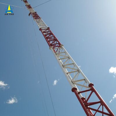 Geaffineerde draadtoren ontworpen om de hoogte te maximaliseren met minimaal gebruik van bouwmaterialen op basis van ANSI/TIA-222-G-H-F ontwerpcodes