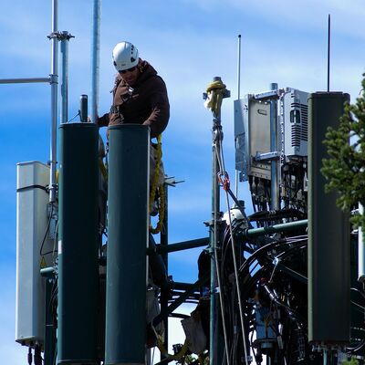 Monopole Tower telecomtoren ontworpen met een spanningssterkte van 360 tot 630 megapascal voor een grotere duurzaamheid
