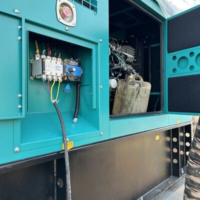 Zware Telescooptoren met Verticale Afwijking Minder Dan Eén Per Duizend Biedt Prestaties voor Communicatie- en Verlichtingstaken