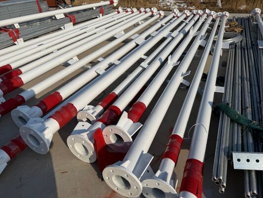 19 27 35M Laag onderhoud 3 benen Tubulair gegalvaniseerd staal zelfdragend buiten 5G 4G Microwave Long Life mast