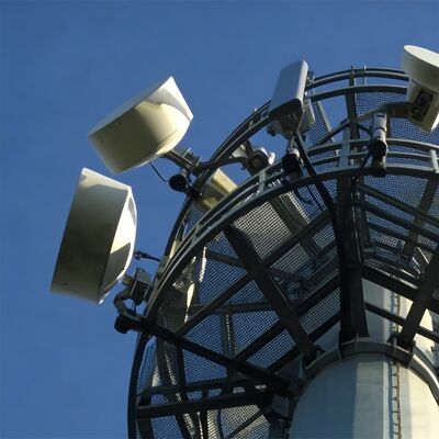 14.20.26M Compacte Grootte Monopole Gegalvaniseerde Staal Zelfdragende Openlucht 5G 4G Satelliet Kleine Gebied Telecom Toren
