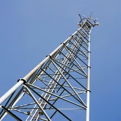 Zware stalen toren met 3 poten en thermisch verzinkte afwerking voor verbeterde corrosiebestendigheid buiten