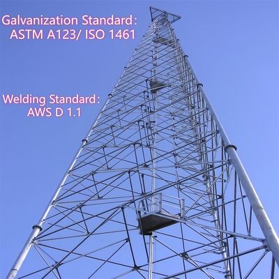 Zelfdragende 3-potige buisvormige stalen toren gegalvaniseerde telecommast geschikt voor buiten 5G 4G magnetroncommunicatie
