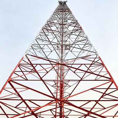 37 46 55M vorstbestendige stalen hoektoren met 3 poten voor agrarische telecom in koude gebieden