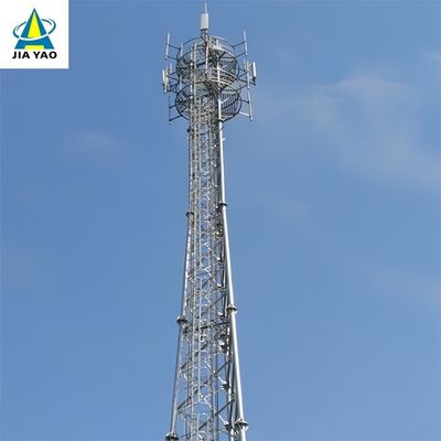 100FT hoge stijfheid 3-buis telecomtoren voor verhoogde 5G-dekking langs de weg