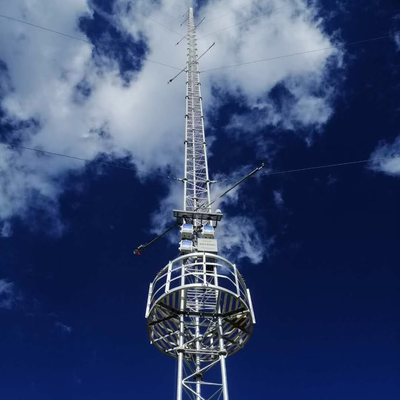 60M uiterst nauwkeurige gegalvaniseerde anemometertoren voor de beoordeling van hulpbronnen in windparken met sensorbeugels op meerdere niveaus en beveiligingsfuncties tegen klimmen Implementatiesysteem