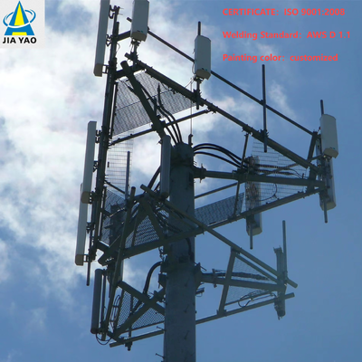 20m-40m industriële monopole telecomtoren met interne klimladder en onderhoudsplatform voor Urban Smart City-basisstation