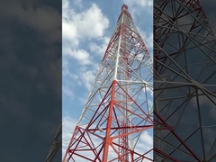 2.4 Hoekige stalen toren met benen